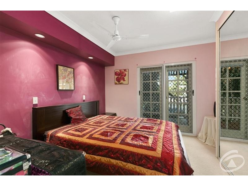 6/158 McLeod Street, Cairns North QLD 4870