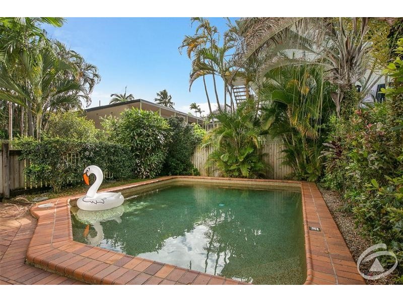 6/158 McLeod Street, Cairns North QLD 4870