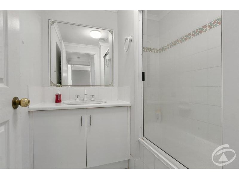 6/158 McLeod Street, Cairns North QLD 4870