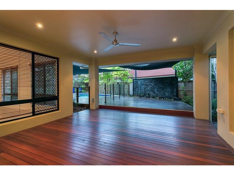 10 Bushlark Place, Smithfield QLD 4878