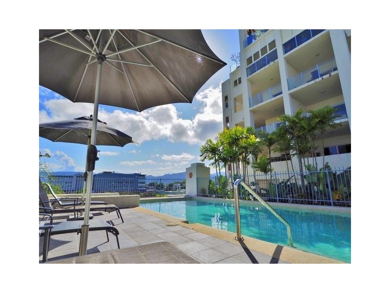 15/79 Spence Street, Cairns City QLD 4870