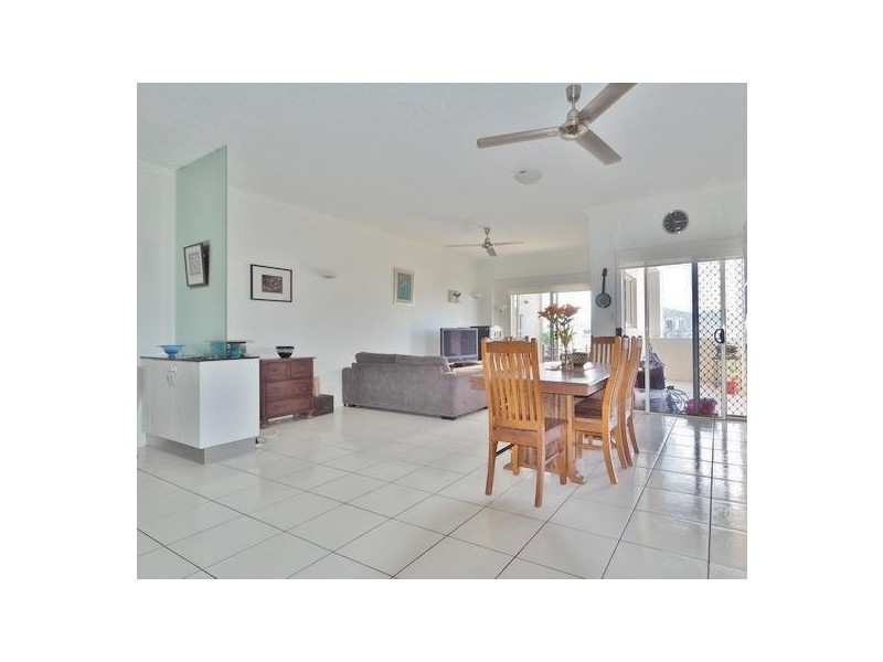 15/79 Spence Street, Cairns City QLD 4870