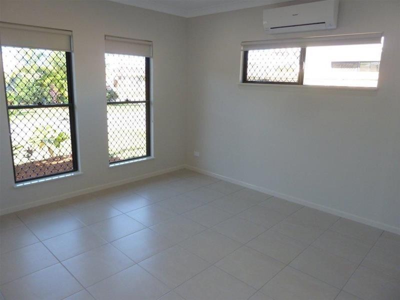 25 Como Close, Kewarra Beach QLD 4879