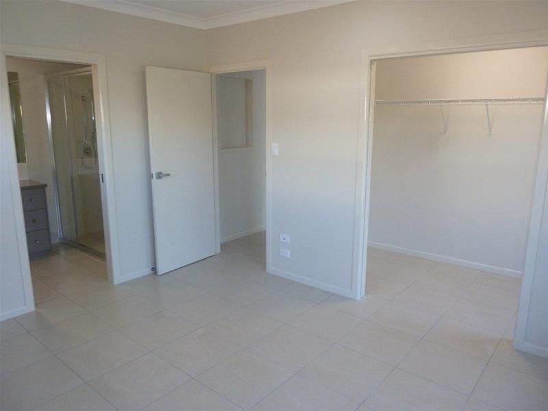 25 Como Close, Kewarra Beach QLD 4879