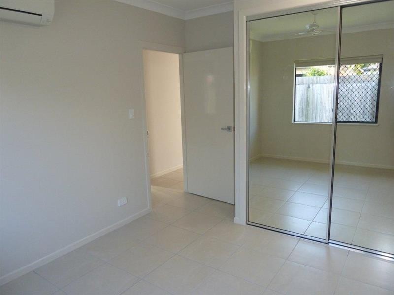 25 Como Close, Kewarra Beach QLD 4879