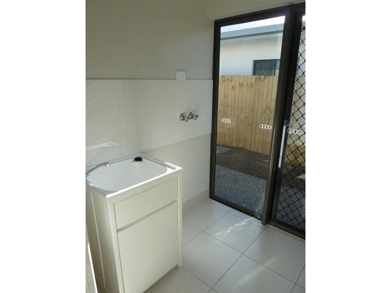 25 Como Close, Kewarra Beach QLD 4879