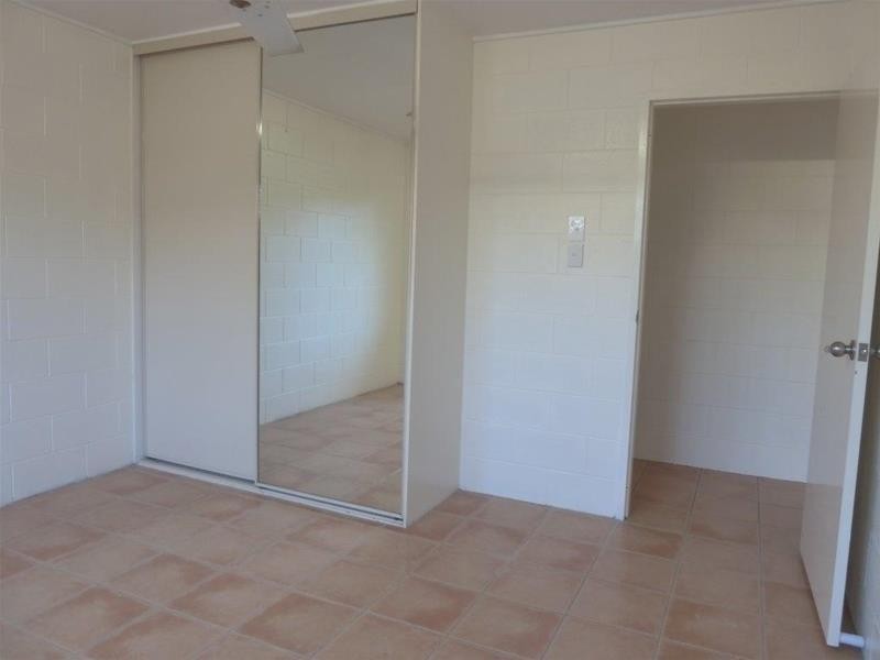 102a Dillon  Street, Westcourt QLD 4870