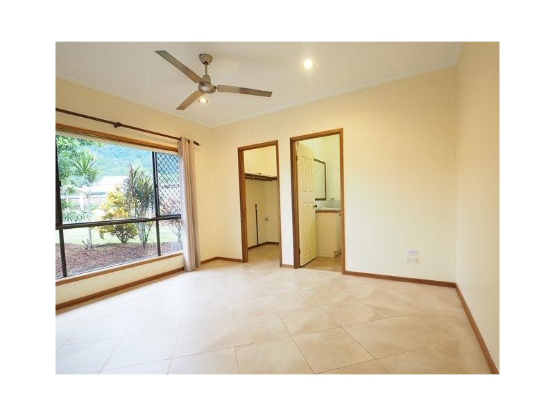 4 Ebony Street, Redlynch QLD 4870