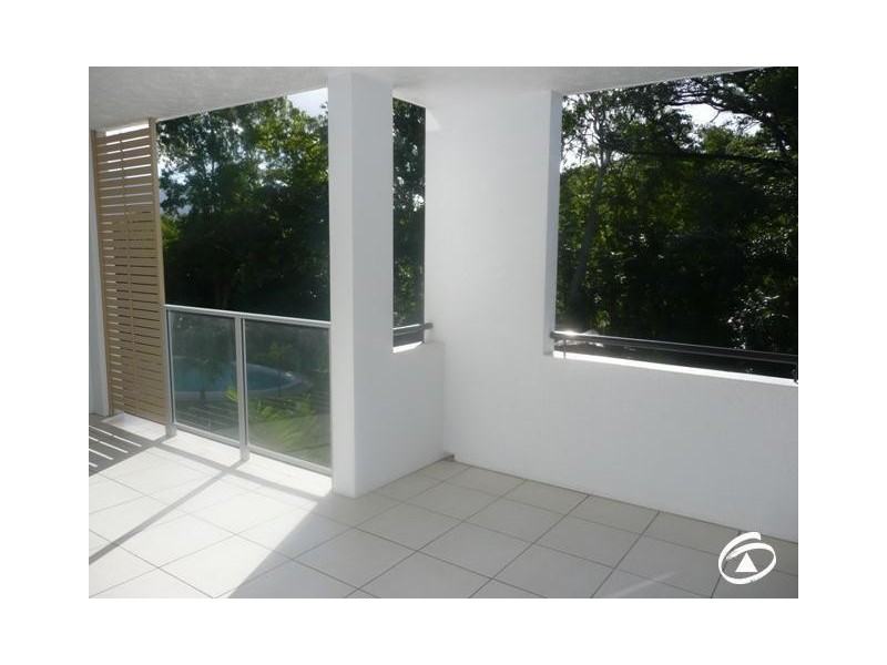 6/9-11 McLean Street, Cairns North QLD 4870