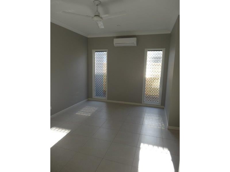 13 Munburra Parade, Smithfield QLD 4878