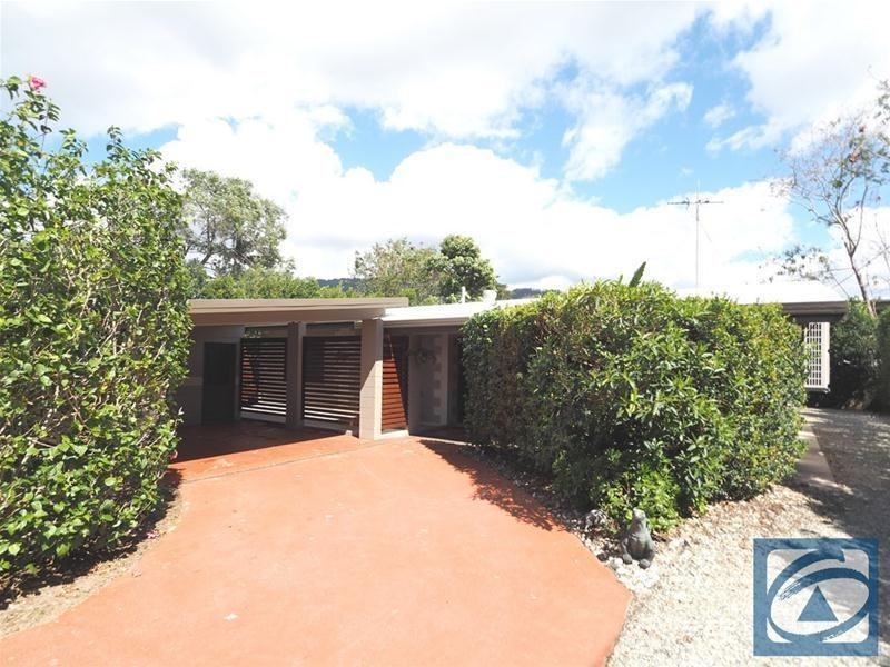 25 Mulligan Street, Manoora QLD 4870