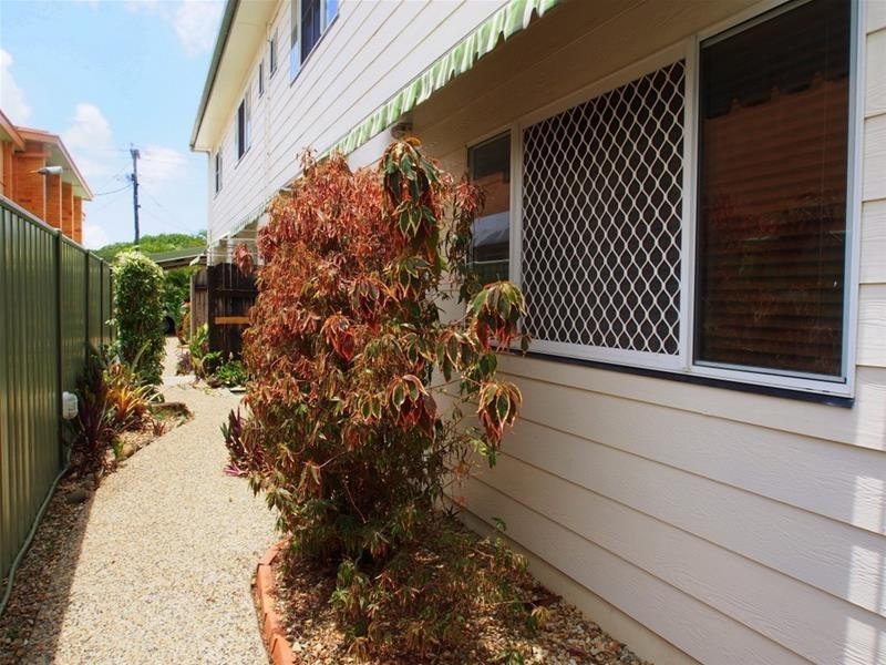 2/33 Balaclava Road, Earlville QLD 4870