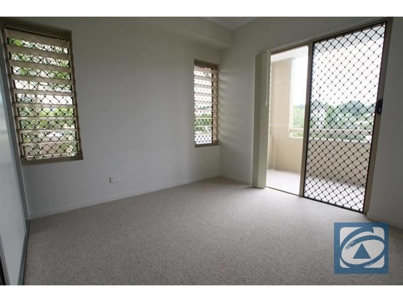 2/111-113 Martyn Street, Parramatta Park QLD 4870