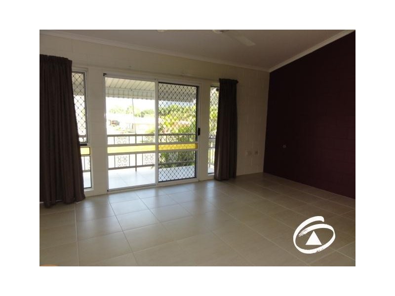 8/34-44 Boland Street, Westcourt QLD 4870