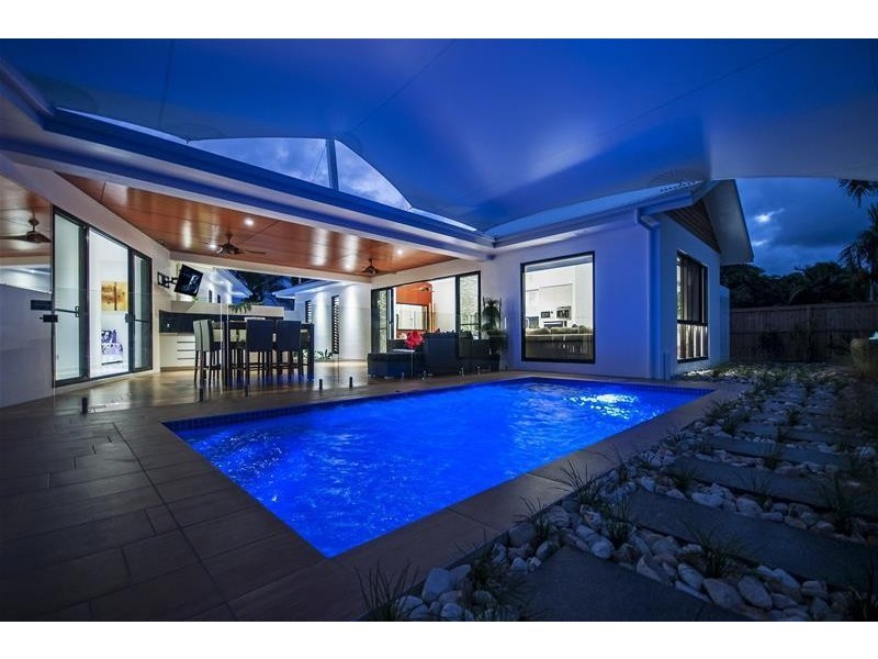 27 Downing Street, Craiglie QLD 4877