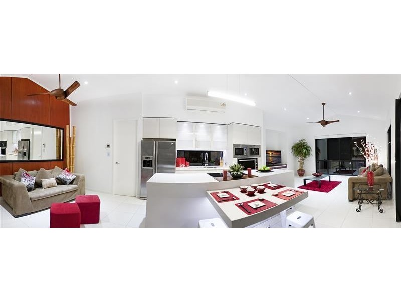 27 Downing Street, Craiglie QLD 4877