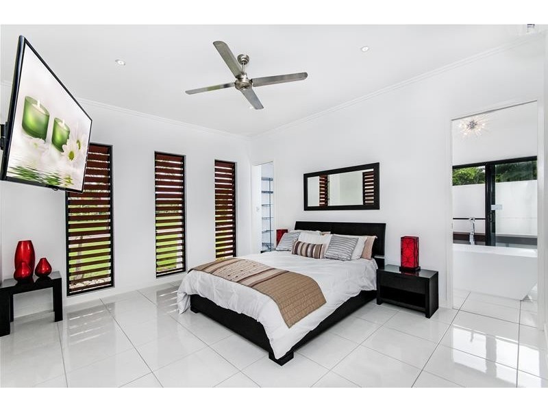 27 Downing Street, Craiglie QLD 4877