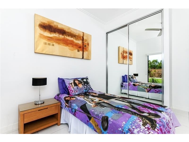 27 Downing Street, Craiglie QLD 4877