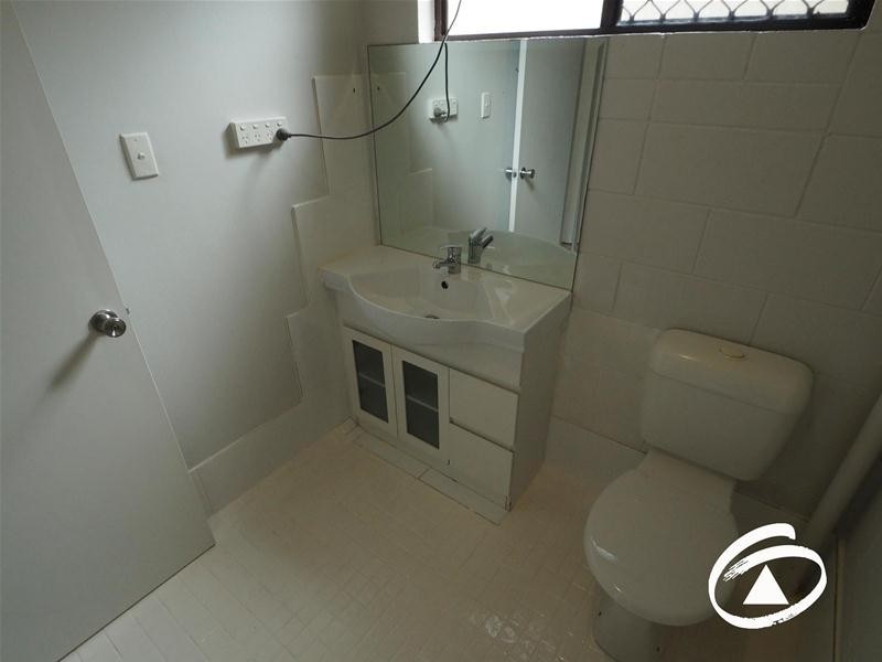 8/323 Mcleod Street, Cairns North QLD 4870