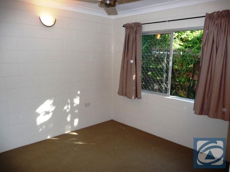 5/6 Crathern Close, Edge Hill QLD 4870