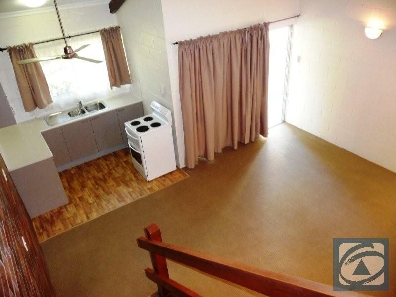 5/6 Crathern Close, Edge Hill QLD 4870