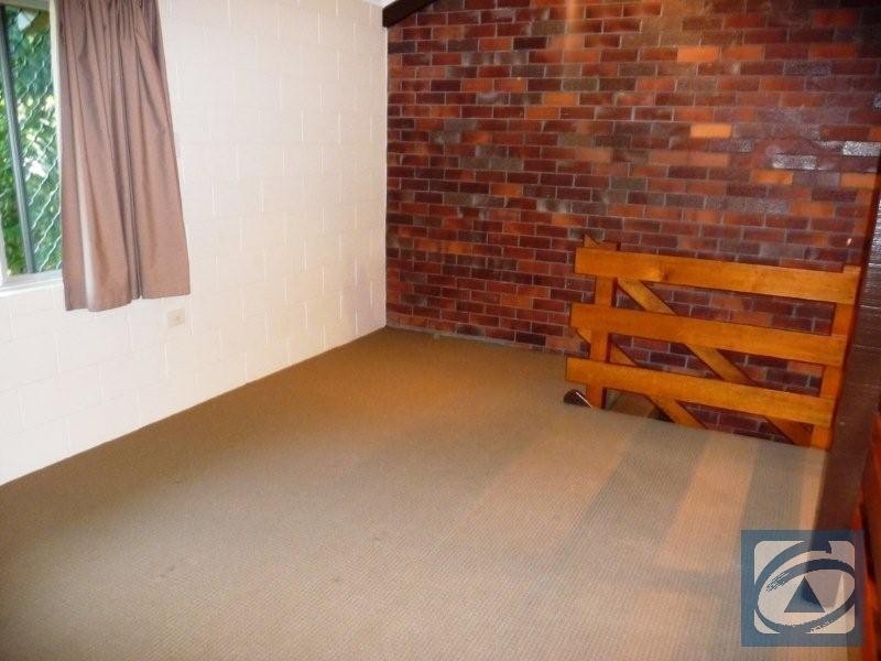 5/6 Crathern Close, Edge Hill QLD 4870