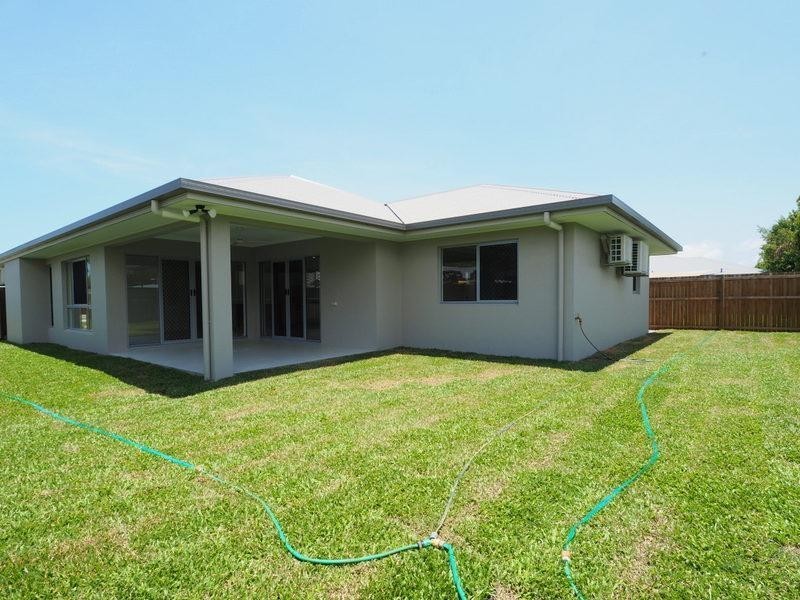 9 Bluecove Circuit, Trinity Park QLD 4879