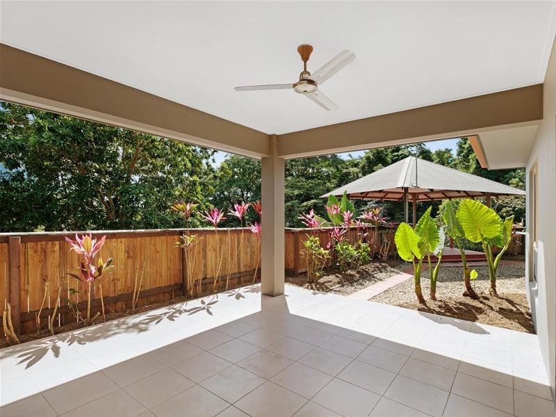 10 McColl Close, Redlynch QLD 4870