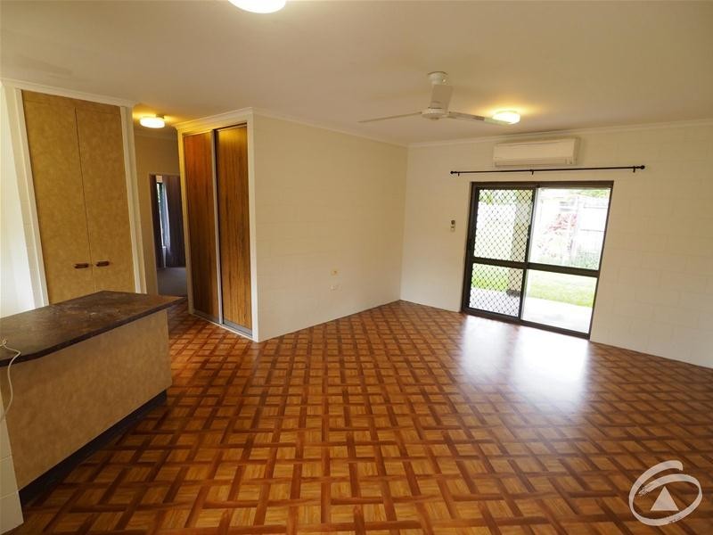 2/18 Turner  Street, Whitfield QLD 4870