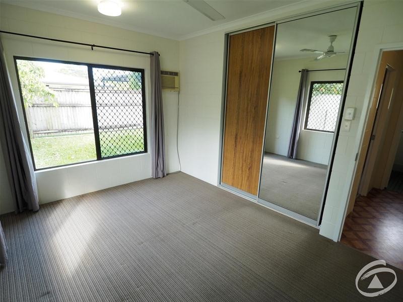 2/18 Turner  Street, Whitfield QLD 4870