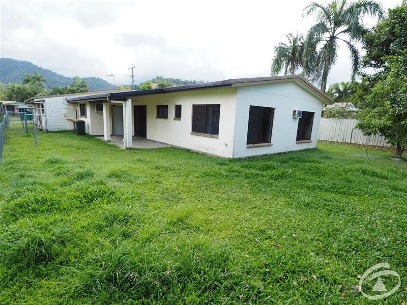 2/18 Turner  Street, Whitfield QLD 4870