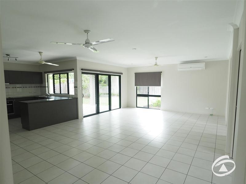 9 Petrie Close, Kewarra Beach QLD 4879