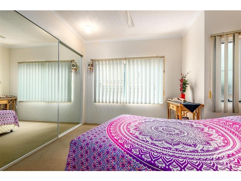3/98-100 Moore  Street, Trinity Beach QLD 4879