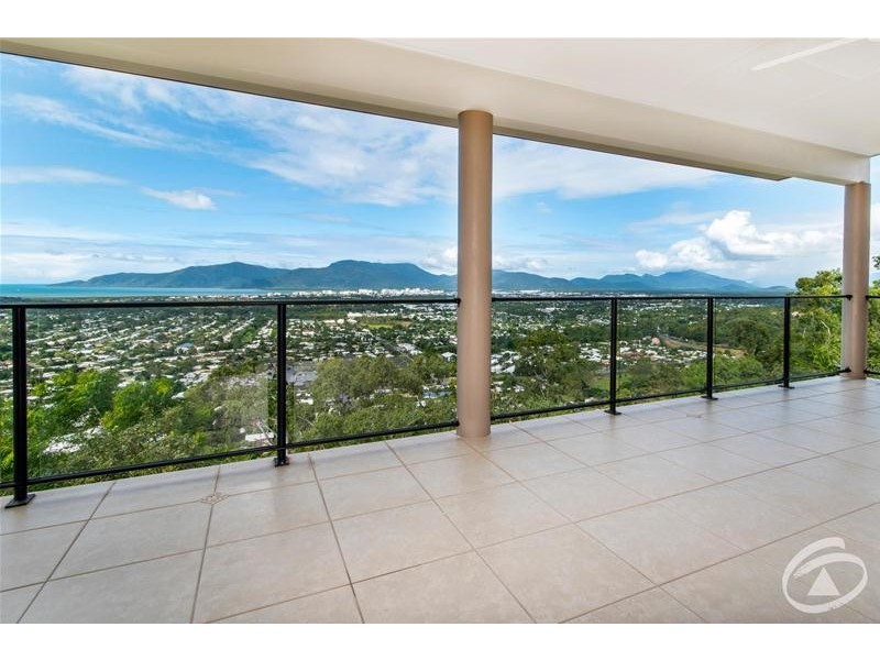 18 The Peak, Brinsmead QLD 4870