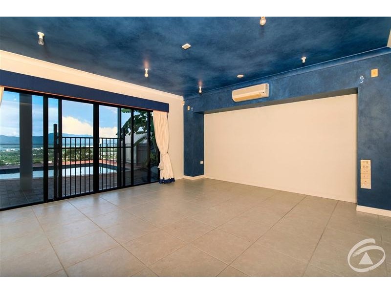 18 The Peak, Brinsmead QLD 4870