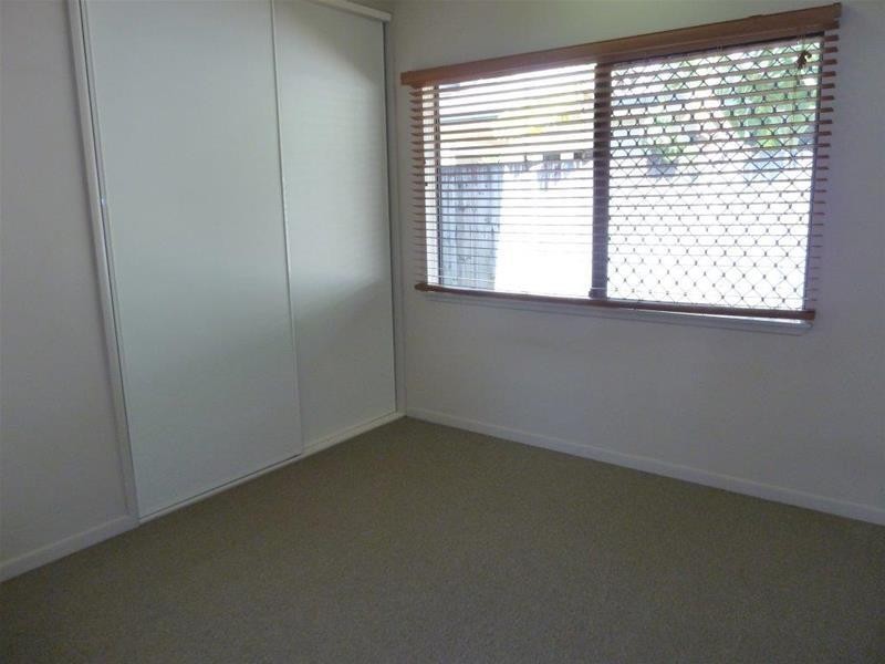 14 Russelia Street, Redlynch QLD 4870