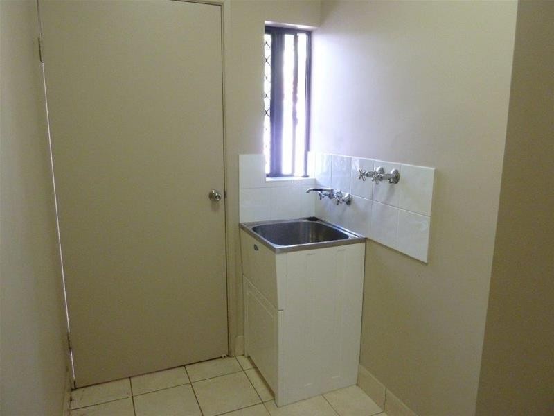 14 Russelia Street, Redlynch QLD 4870