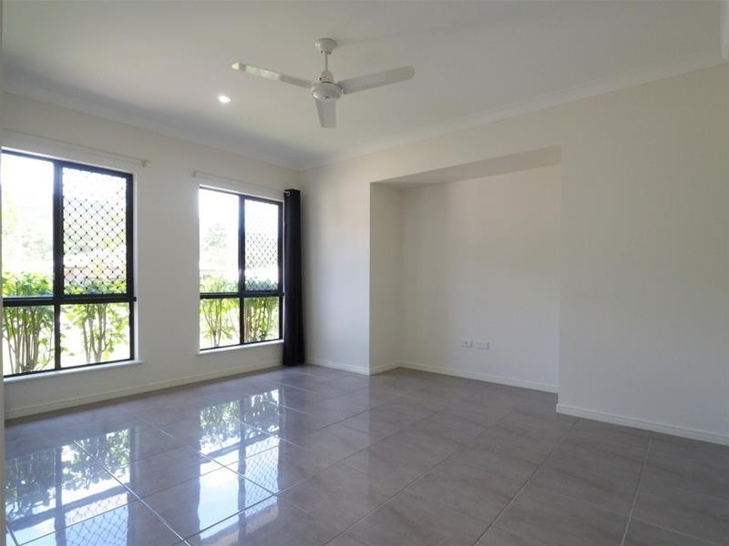 17 Anson Street, Bentley Park QLD 4869