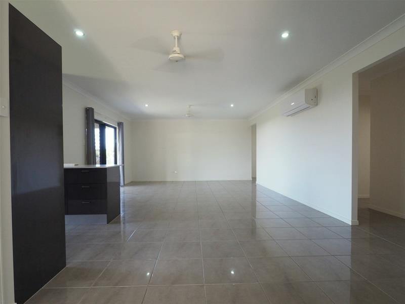 17 Anson Street, Bentley Park QLD 4869