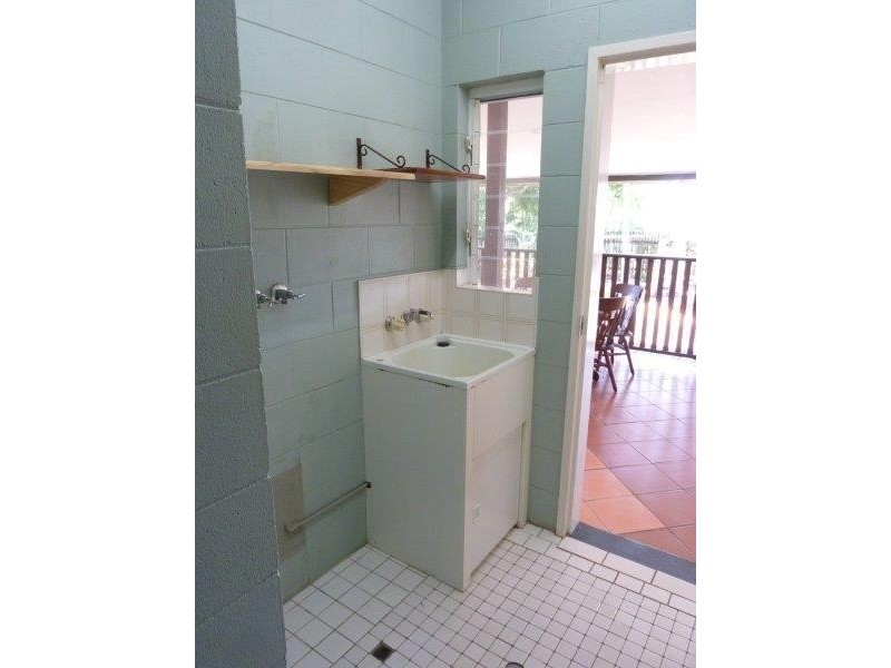 14 Kamala Street, Redlynch QLD 4870