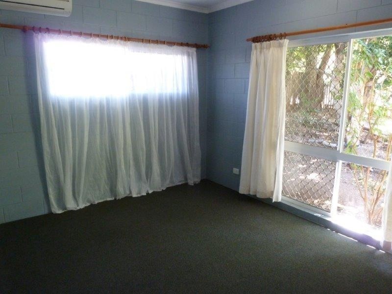 14 Kamala Street, Redlynch QLD 4870