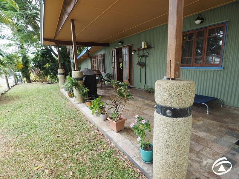 15 Dalziel Street, Stratford QLD 4870