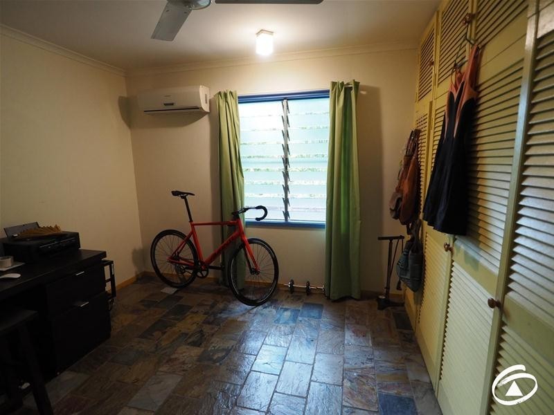 15 Dalziel Street, Stratford QLD 4870