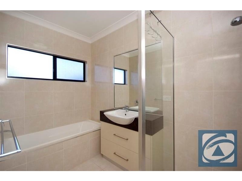 17 The Peak Road, Brinsmead QLD 4870