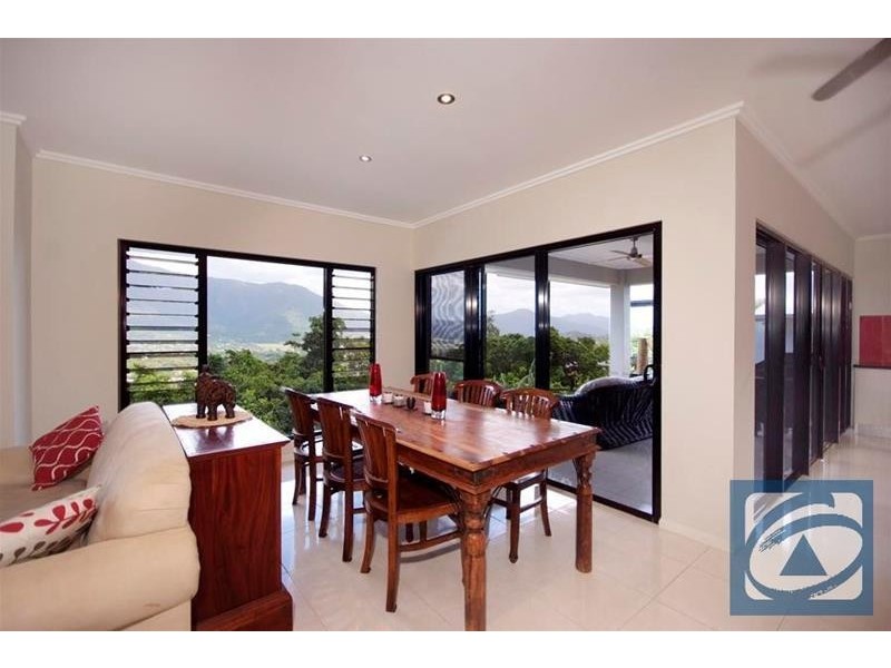 17 The Peak Road, Brinsmead QLD 4870