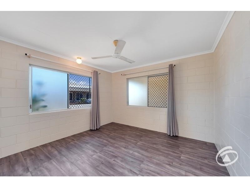 2/131 Aumuller Street, Bungalow QLD 4870