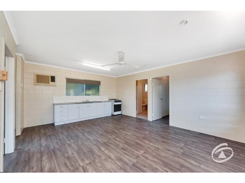 2/131 Aumuller Street, Bungalow QLD 4870