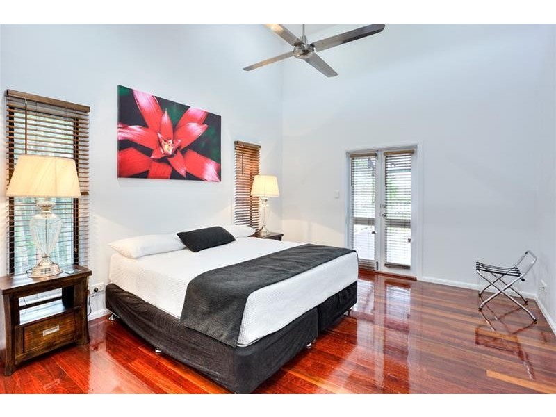 6 Fitch Court, Stratford QLD 4870