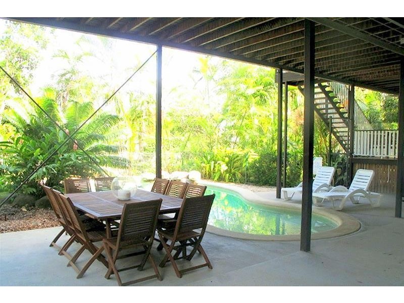 6 Fitch Court, Stratford QLD 4870