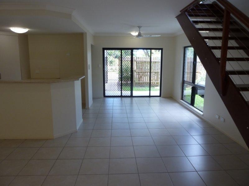 9/21-29 Giffin Road Road, White Rock QLD 4868